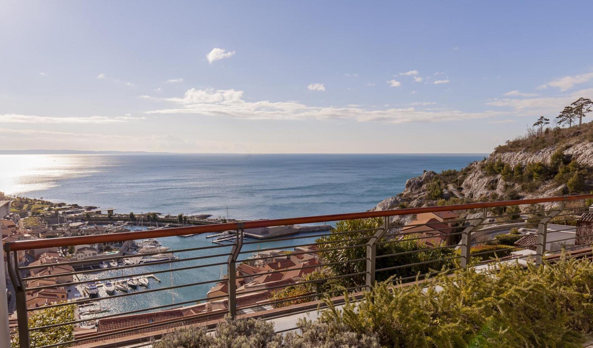 Portopiccolo Avolare Apartments In Panoramic Terrasses - Beach Included ซิสเตียนา ภายนอก รูปภาพ