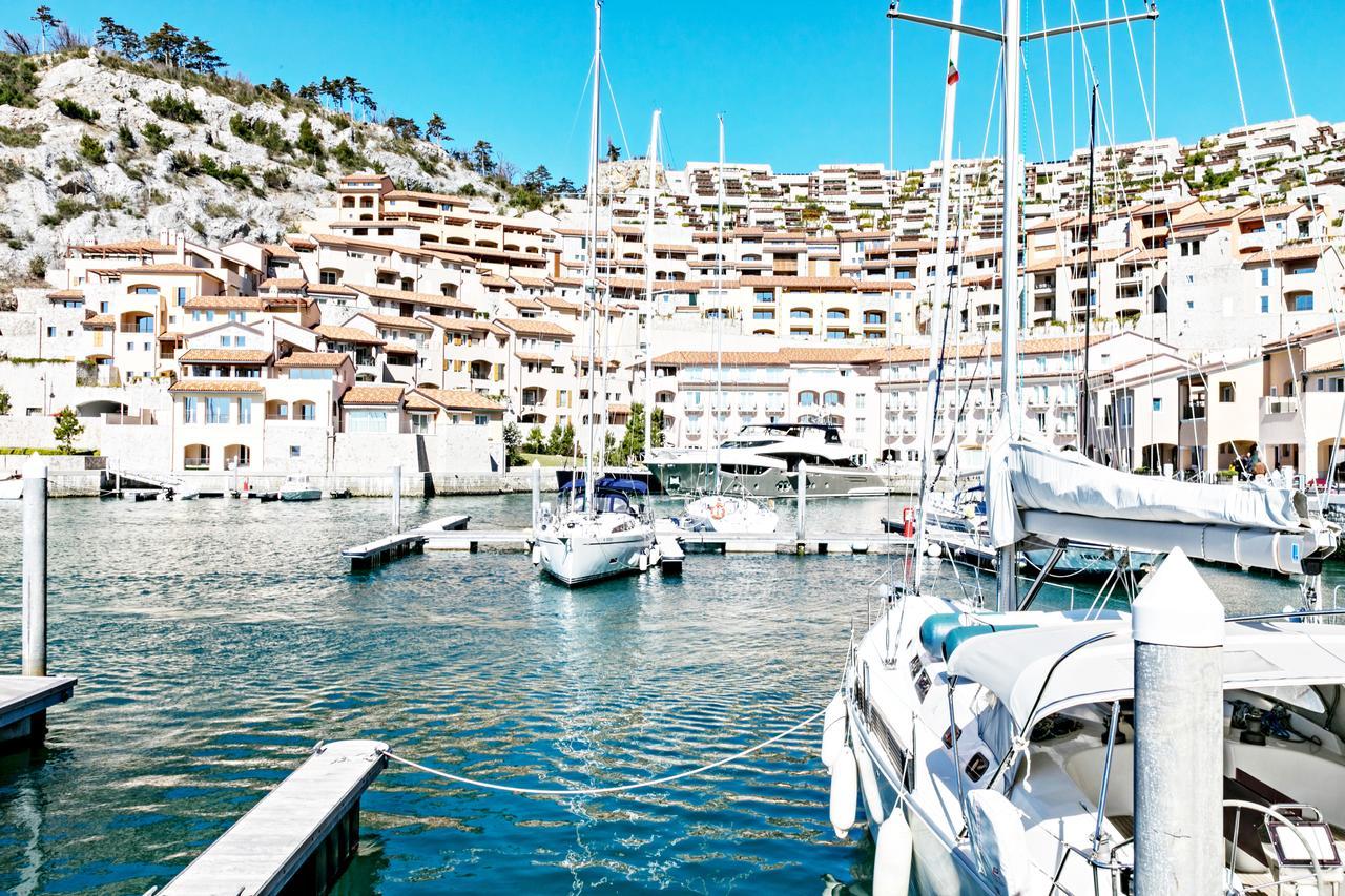 Portopiccolo Avolare Apartments In Panoramic Terrasses - Beach Included ซิสเตียนา ภายนอก รูปภาพ